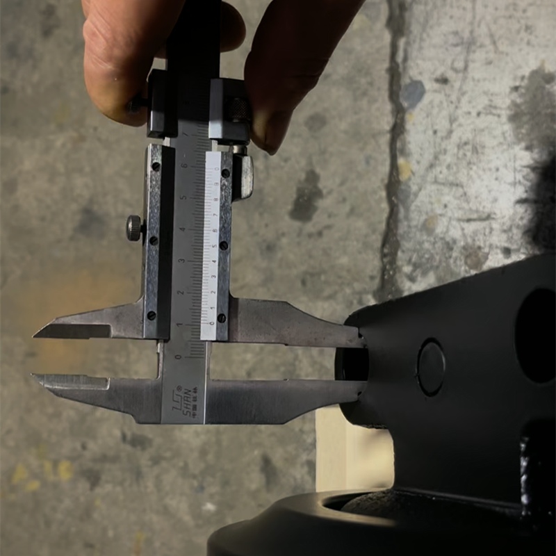 Caso práctico de medición precisa de rodillos de orugas de excavadora: una experiencia real de medición in situ con un cliente.